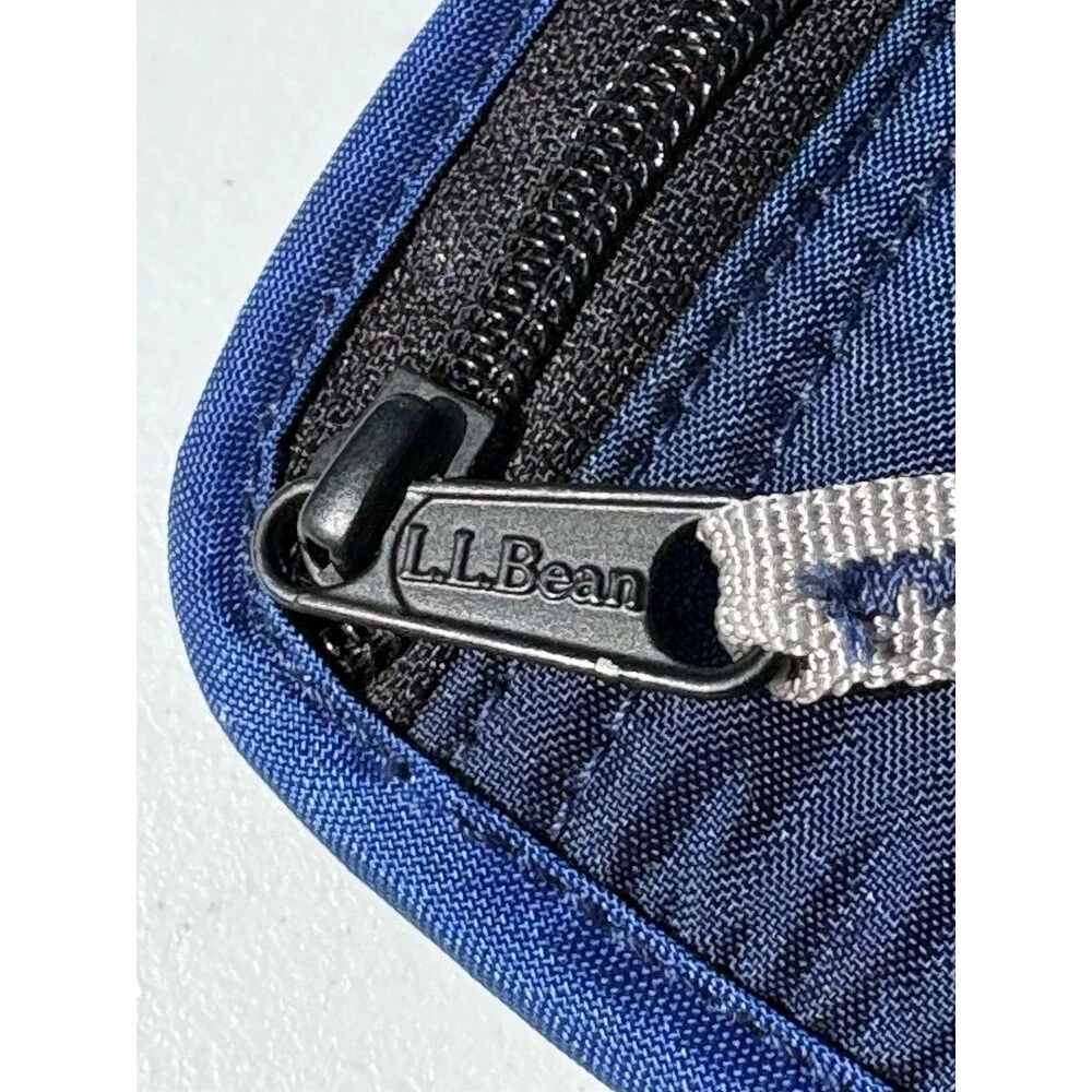 LL Bean Wallet Organizer Wristlet Blue Passport Travel Zip Around Nylon